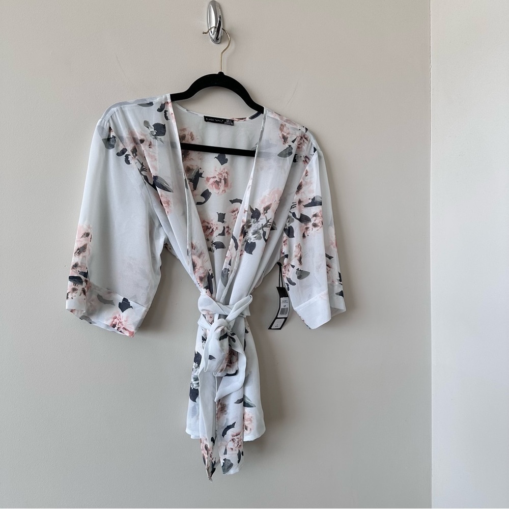 BLACK Tape_ Floral Semi Sheer Wrap Kimono Top (Size:Small) - Picture 4 of 8